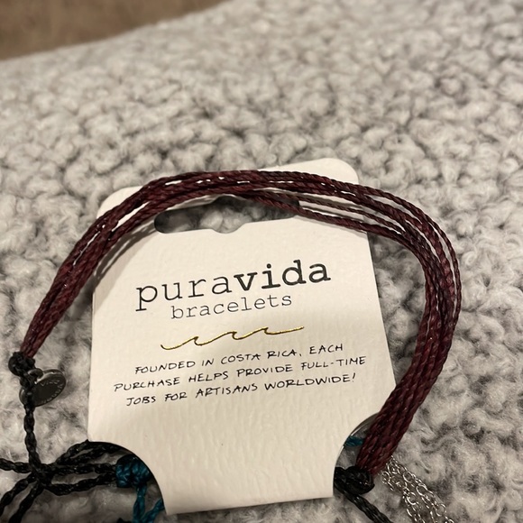 Set of bracelets - Picture 2 of 4